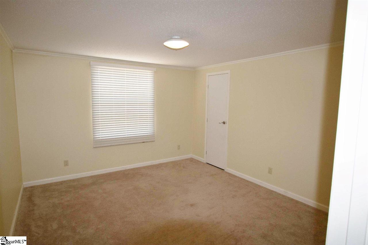 7 Springmont Lane Greenville, SC 29607 - Photo 14 of 21