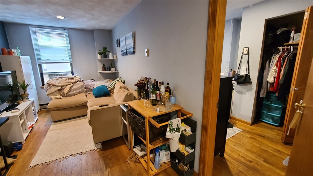 183 Endicott Street, Unit 1 Boston, MA 02113 - Photo 2 of 11