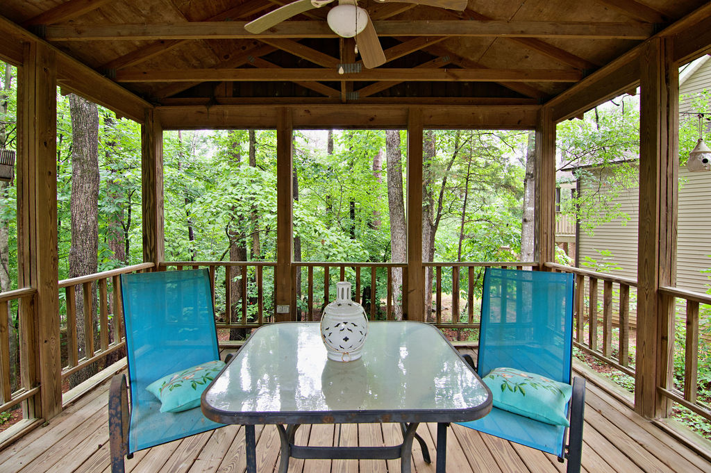 1279 Coneross Point Drive Seneca, SC 29678 - Photo 36 of 48