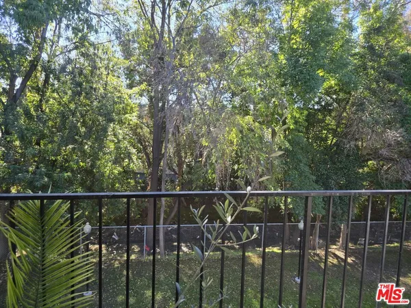 $2,700 | 991 South Idaho Street, Unit 102, La Habra, CA 90631