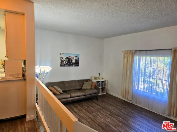 $2,700 | 991 South Idaho Street, Unit 102, La Habra, CA 90631