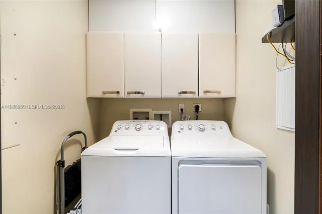 $9,500 | 18101 Collins Avenue, Unit 5008, Sunny Isles Beach, FL 33160