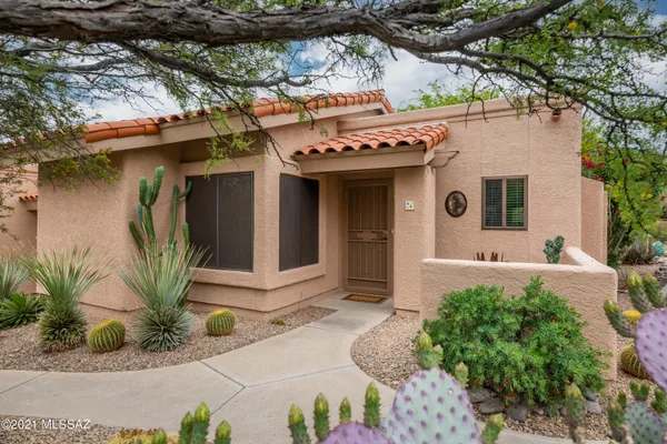 $2,000 | 7601 North Calle Sin Envidia, Unit 40, Tucson, AZ 85718