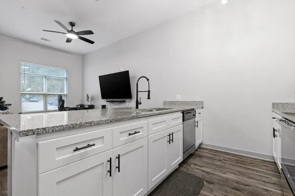 $264,900 | 782 Riverfront Parkway, Unit 109, Chattanooga, TN 37402