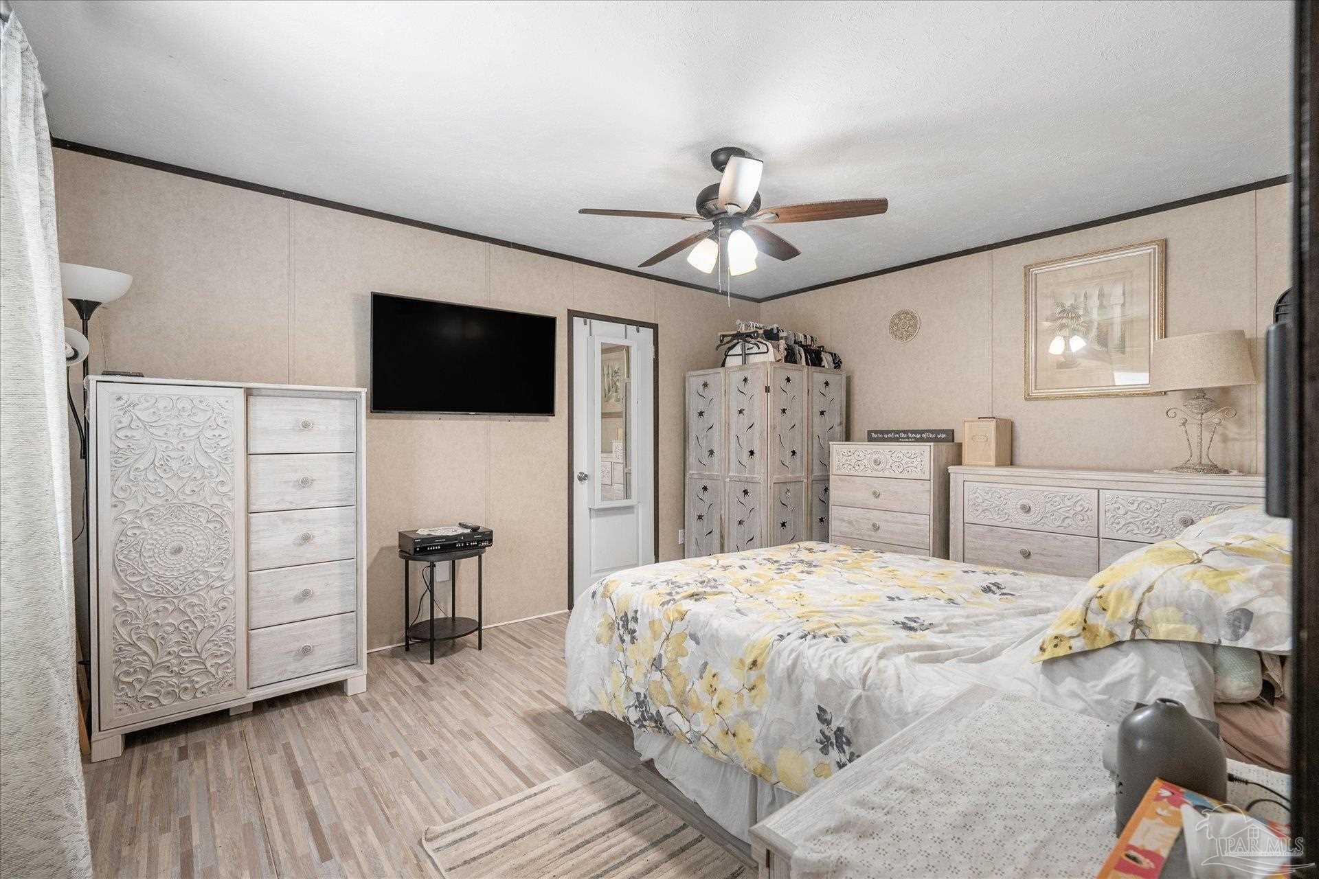 1964 Reagan Road Navarre, FL 32566 - Photo 16 of 28 Gallery Image 16