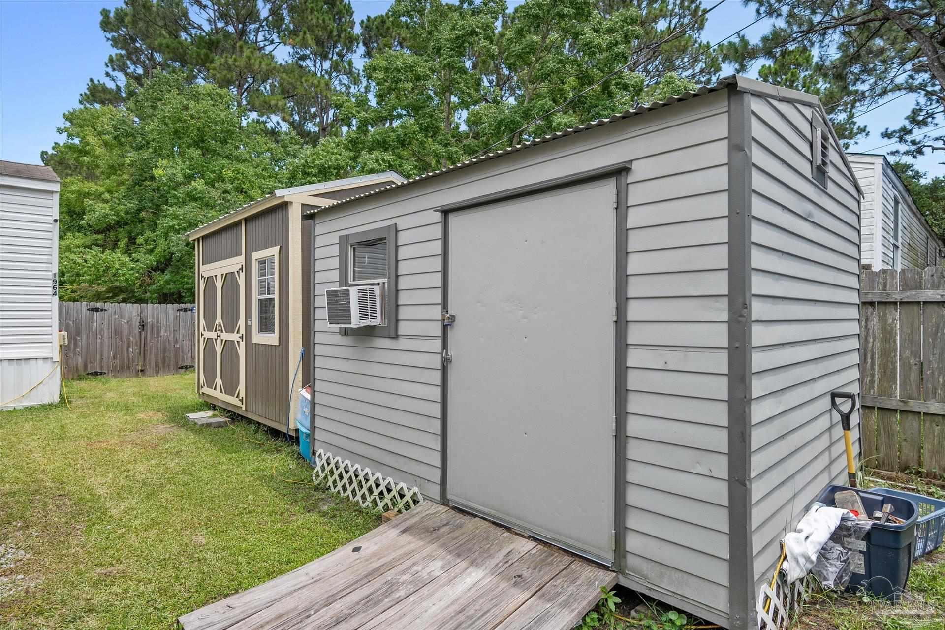 1964 Reagan Road Navarre, FL 32566 - Photo 27 of 28 Gallery Image 27