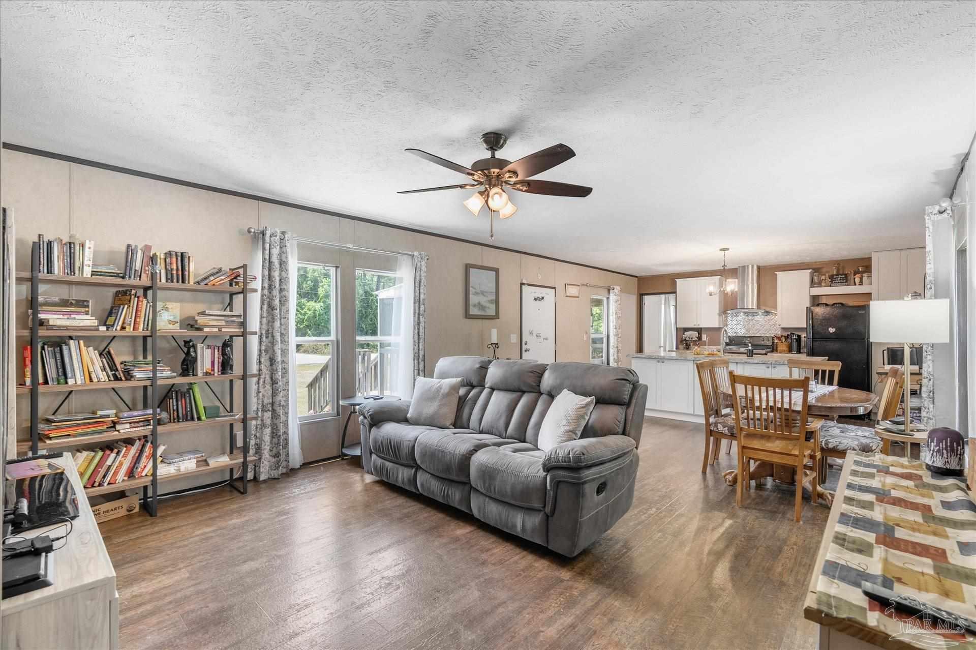 1964 Reagan Road Navarre, FL 32566 - Photo 10 of 28 Gallery Image 10
