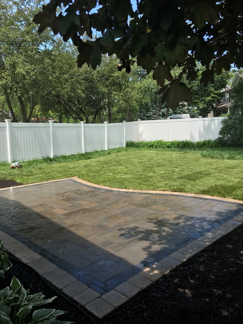 26-w068 Jewell Road Wheaton, IL 60187 - Photo 24 of 25 a view of a yard