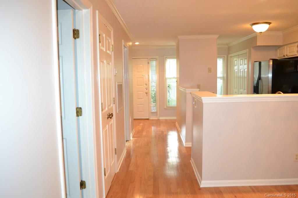 222 Queens Road, Unit 61 Charlotte, NC 28204 - Photo 9 of 17 Gallery Image 9