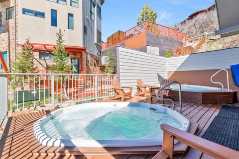 $495,000 | 1920 Ski Time Square Drive, Unit 106, Steamboat Springs, CO 80487