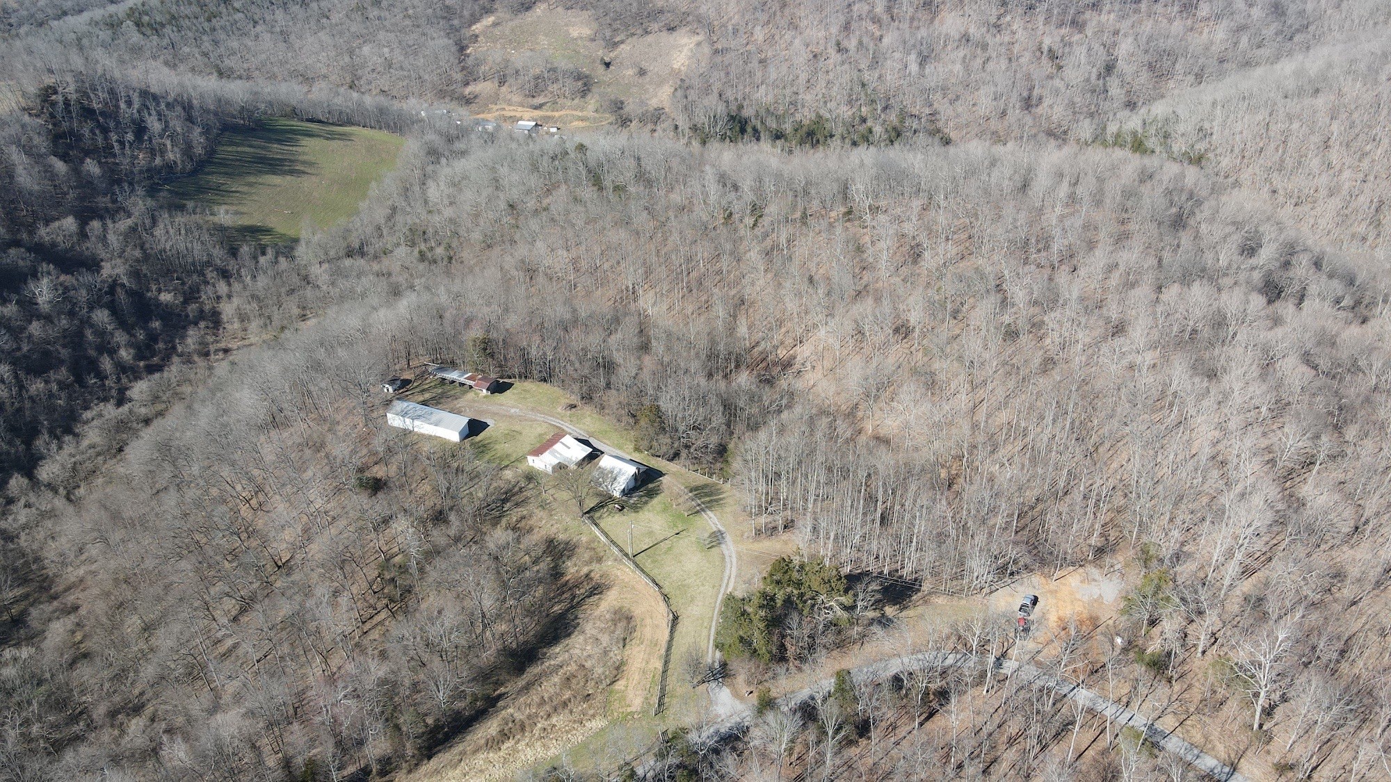 1074 Basham Ridge Road Woodbury, TN 37190 - Photo 5 of 27 Gallery Image 5