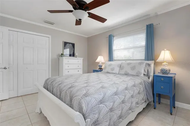 $1,295,000 | 602 Baronet Lane, Holmes Beach, FL 34217