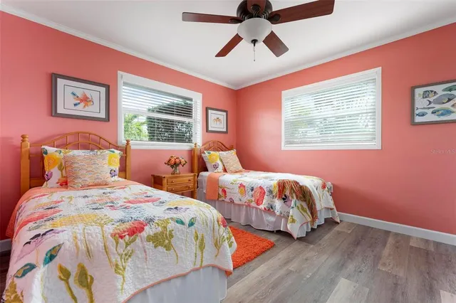 $1,295,000 | 602 Baronet Lane, Holmes Beach, FL 34217