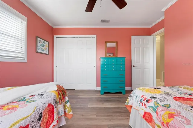 $1,295,000 | 602 Baronet Lane, Holmes Beach, FL 34217