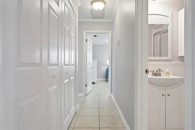 $1,295,000 | 602 Baronet Lane, Holmes Beach, FL 34217