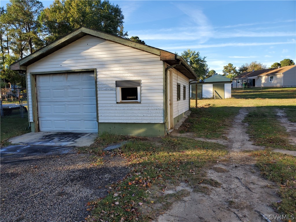 3801 Jackson Farm Road Hopewell, VA 23860 - Photo 11 of 13 Gallery Image 11