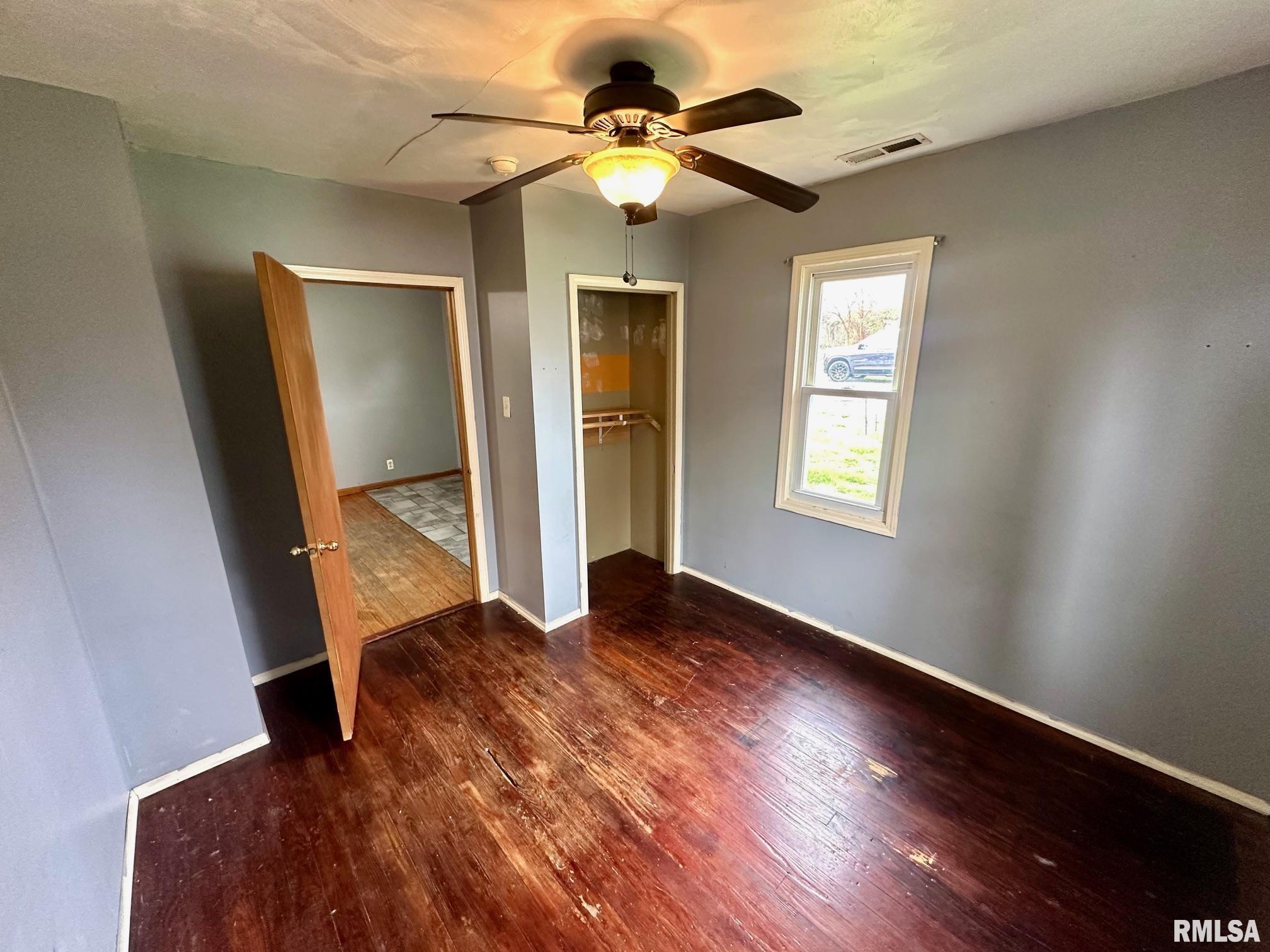 2006 Cedar Street Jacksonville, IL 62650 - Photo 13 of 21