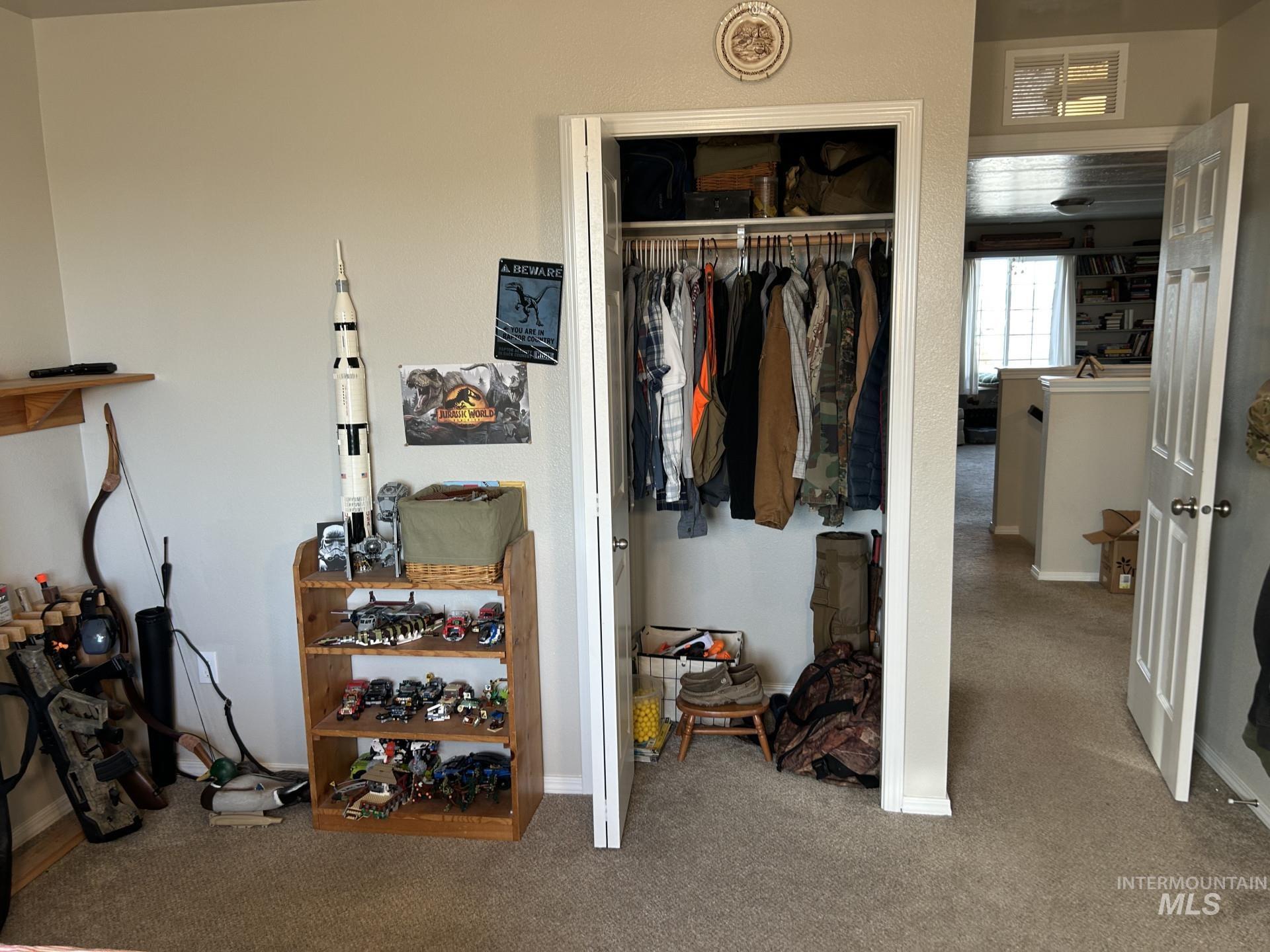 5614 Barkley Way Caldwell, ID 83607 - Photo 35 of 50 View of closet