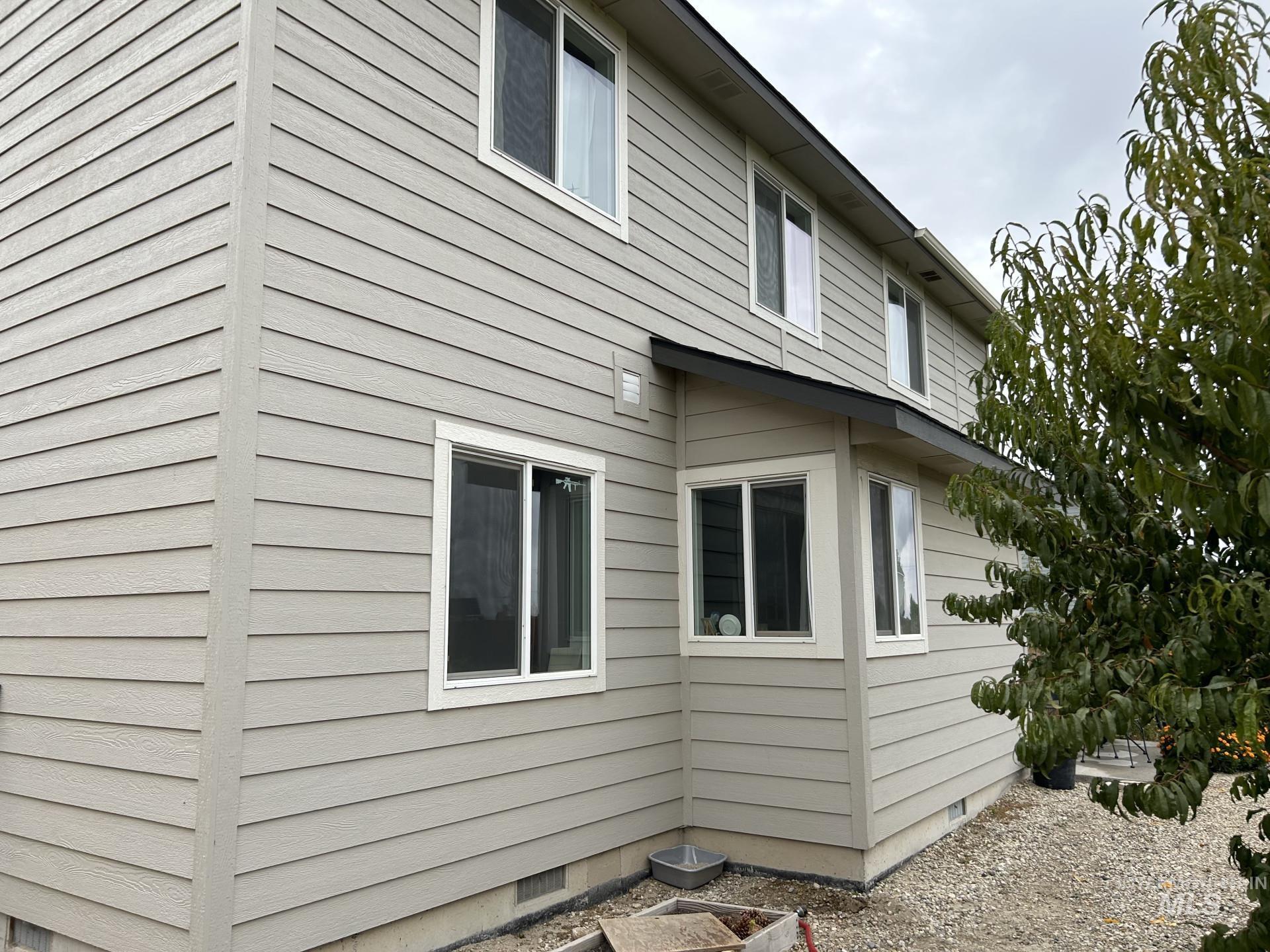 5614 Barkley Way Caldwell, ID 83607 - Photo 5 of 50 View of side of home with crawl space