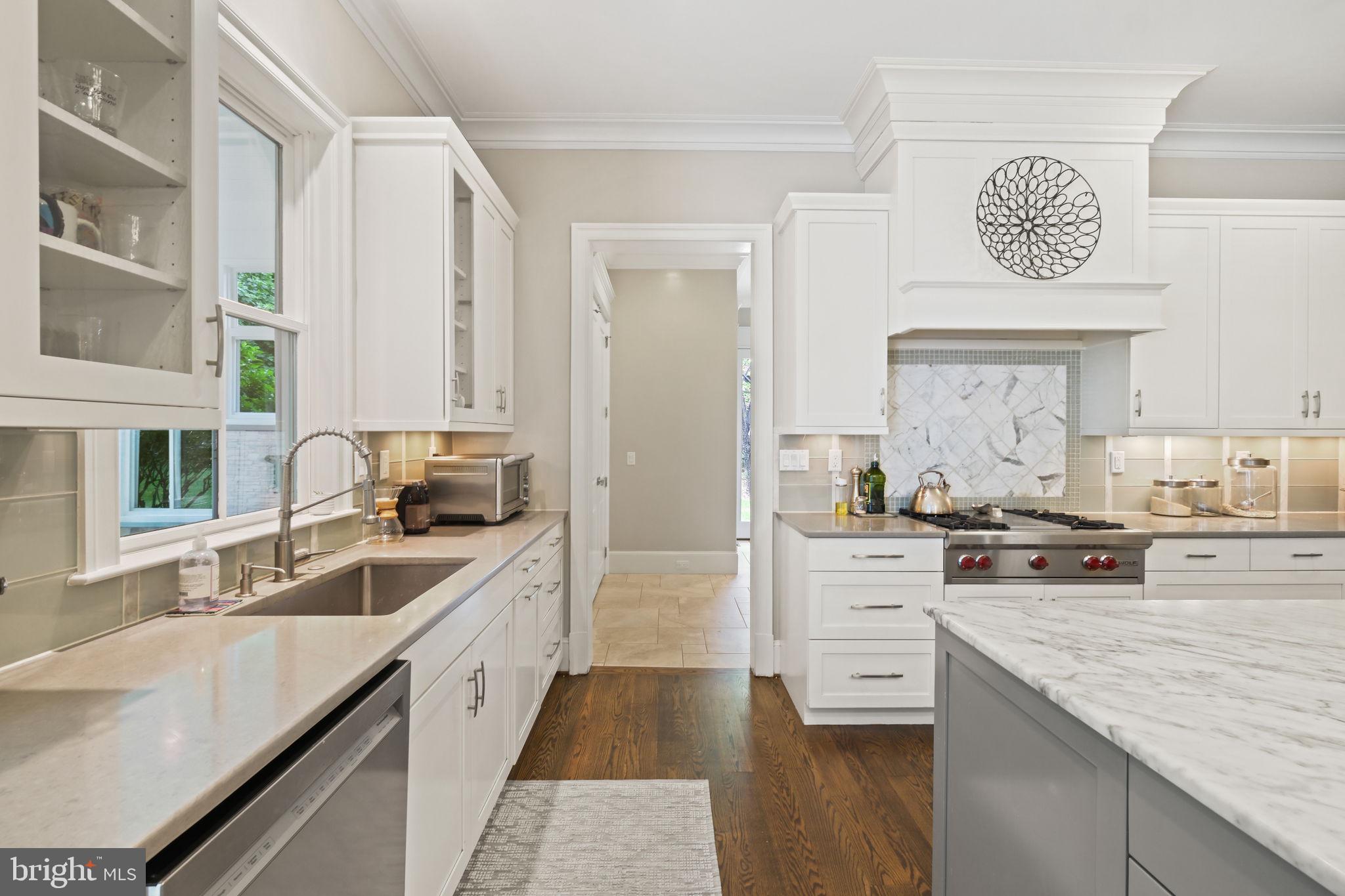 11413 Cushman Road North Bethesda, MD 20852 - Photo 21 of 110