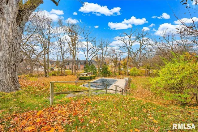 $349,900 | 4008 Knoxville Avenue, Peoria, IL 61614