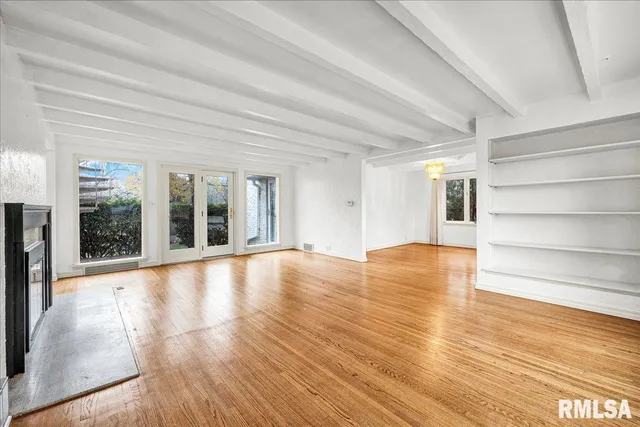 $349,900 | 4008 Knoxville Avenue, Peoria, IL 61614