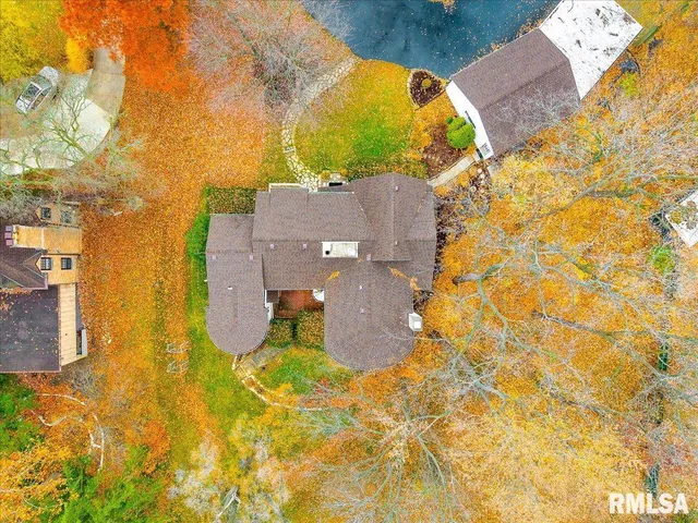 $349,900 | 4008 Knoxville Avenue, Peoria, IL 61614