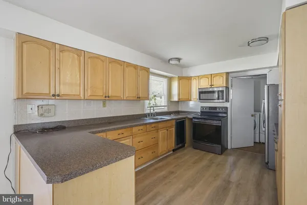 $375,000 | 70 Harrington Circle, Willingboro, NJ 08046