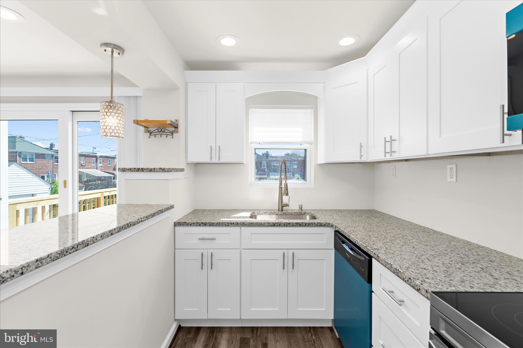 2703 Creston Road Baltimore, MD 21222 - Photo 10 of 38