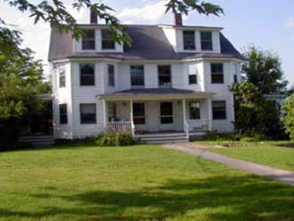182 Seamans Road New London, NH 03257 - Photo 1 of 1