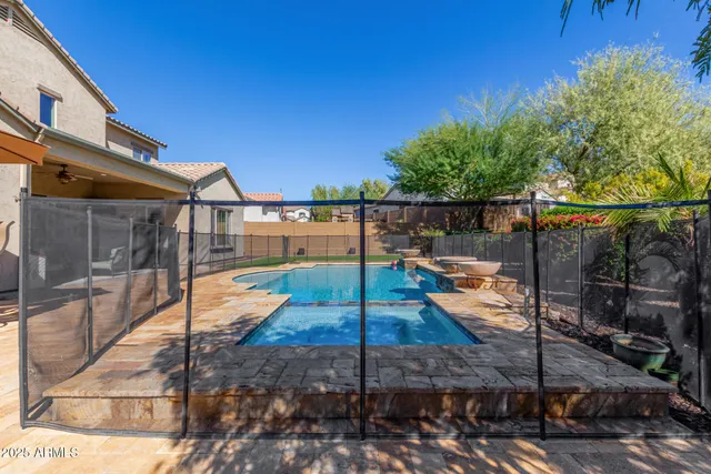 $4,450 | 27909 North 18th Drive, Phoenix, AZ 85085