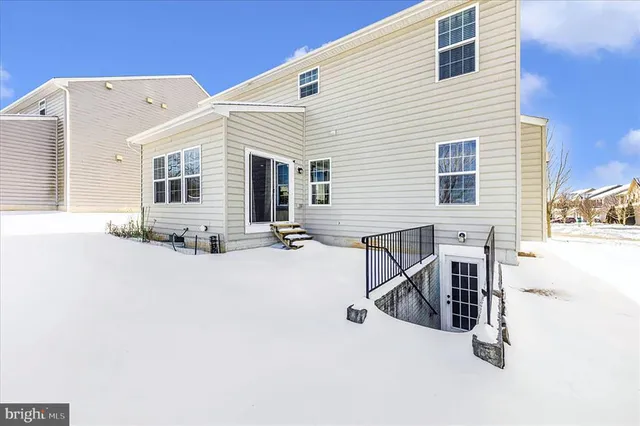 $499,900 | 9427 Morning Dew Drive, Hagerstown, MD 21740