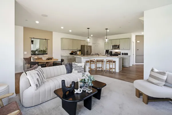 $550,958 | 1999 Leiter Way, Unit 10005, Hoffman Estates, IL 60169