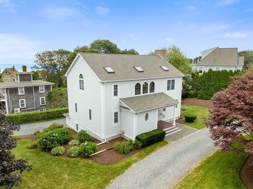 492 Williston Road Bourne, MA 02562 - Photo 3 of 39 Gallery Image 3