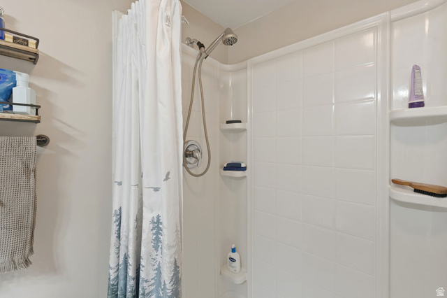 413 East 9120th Street South Sandy, UT 84070 - Photo 33 of 53
