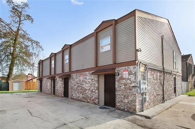 $1,250 | 5997 Tullis Drive, Unit B, New Orleans, LA 70131