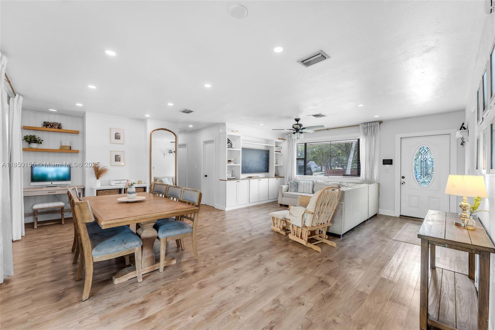 21100 Anchor Road Cutler Bay, FL 33189 - Photo 2 of 19 Gallery Image 2