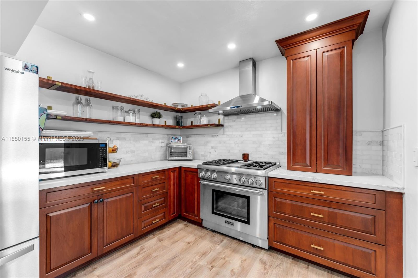 21100 Anchor Road Cutler Bay, FL 33189 - Photo 5 of 19 Gallery Image 5