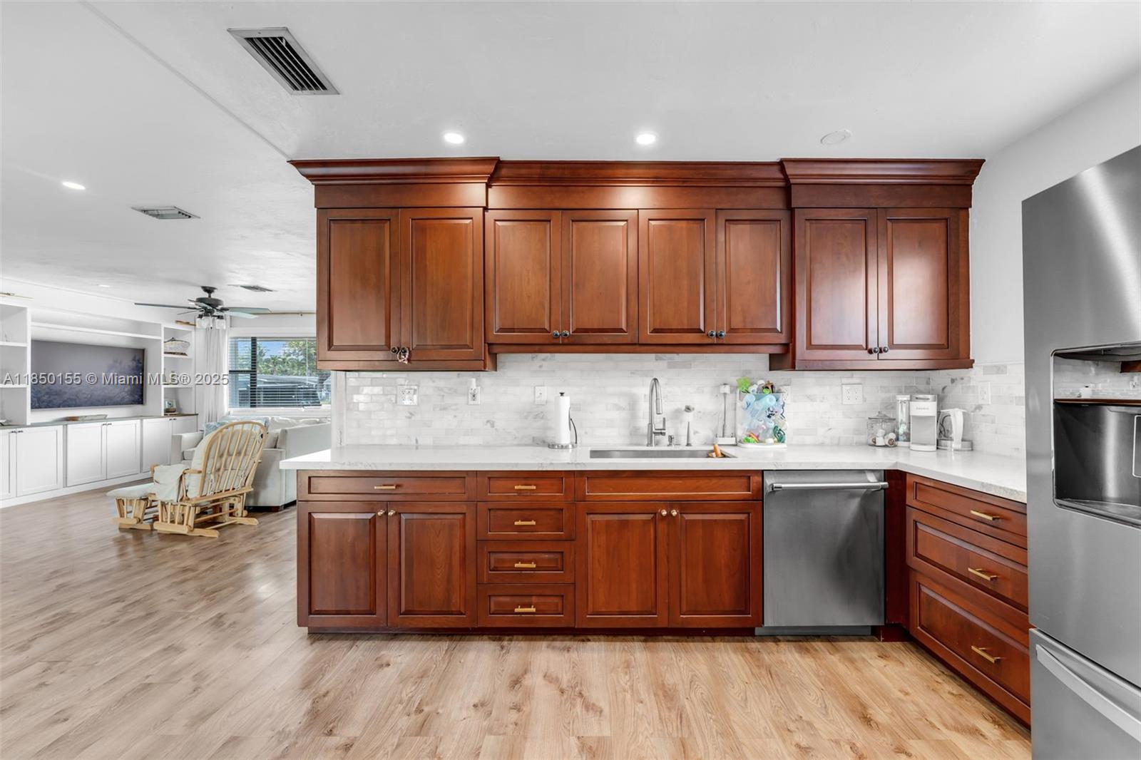 21100 Anchor Road Cutler Bay, FL 33189 - Photo 6 of 19 Gallery Image 6