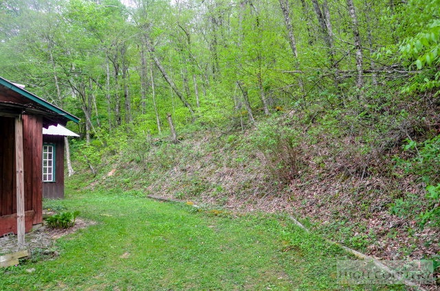 3899-390 Junaluska Road Boone, NC 28607 - Photo 5 of 14
