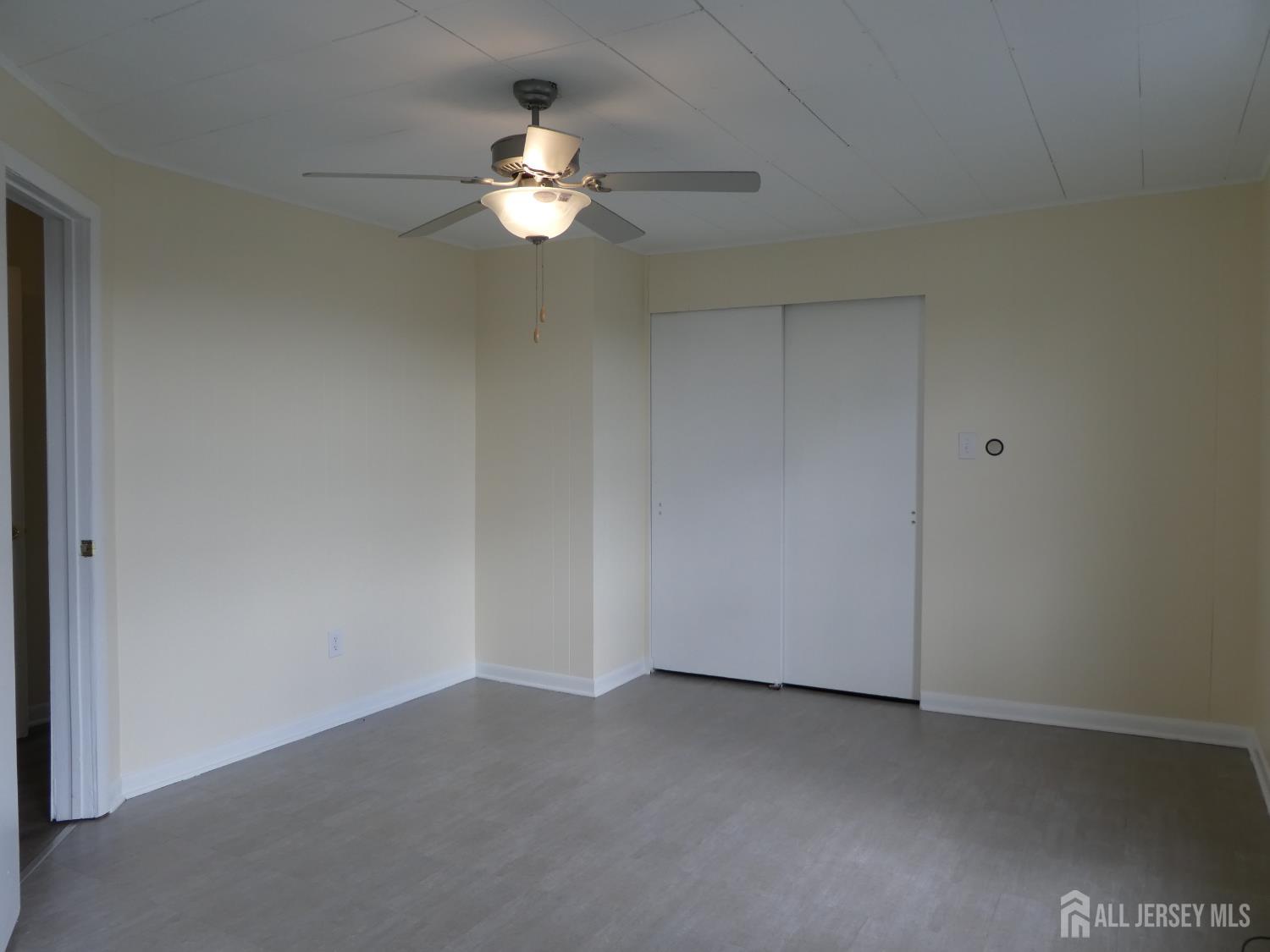 1354 Stelton Road Piscataway, NJ 08854 - Photo 12 of 19