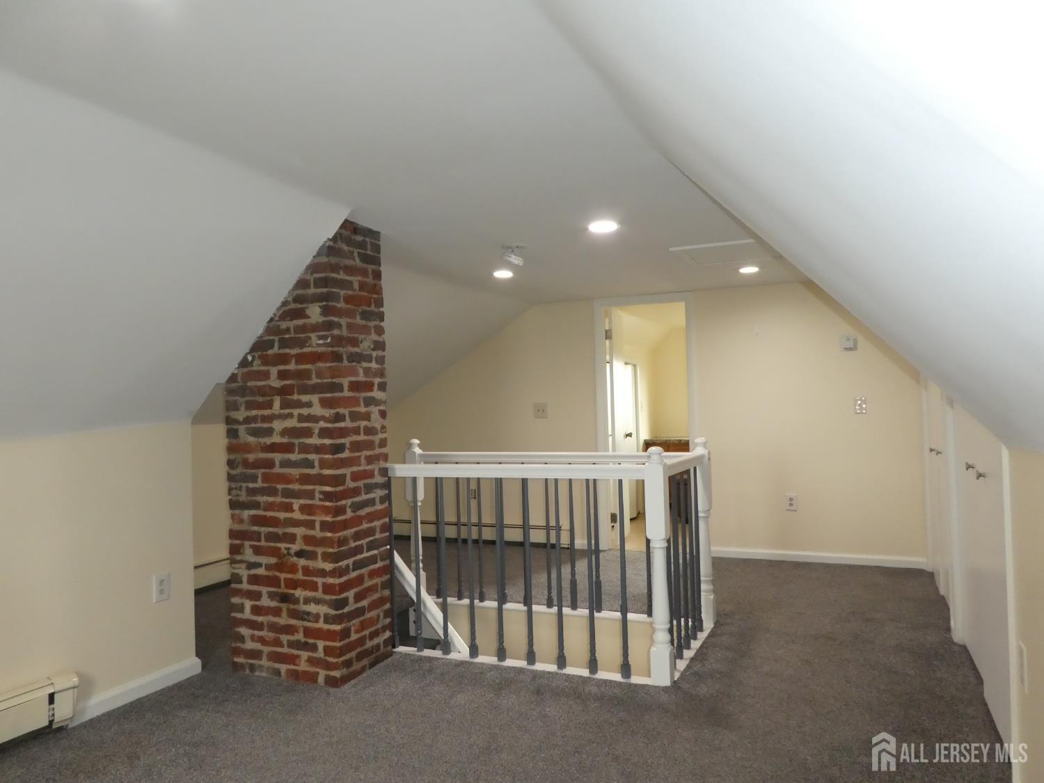 1354 Stelton Road Piscataway, NJ 08854 - Photo 16 of 19