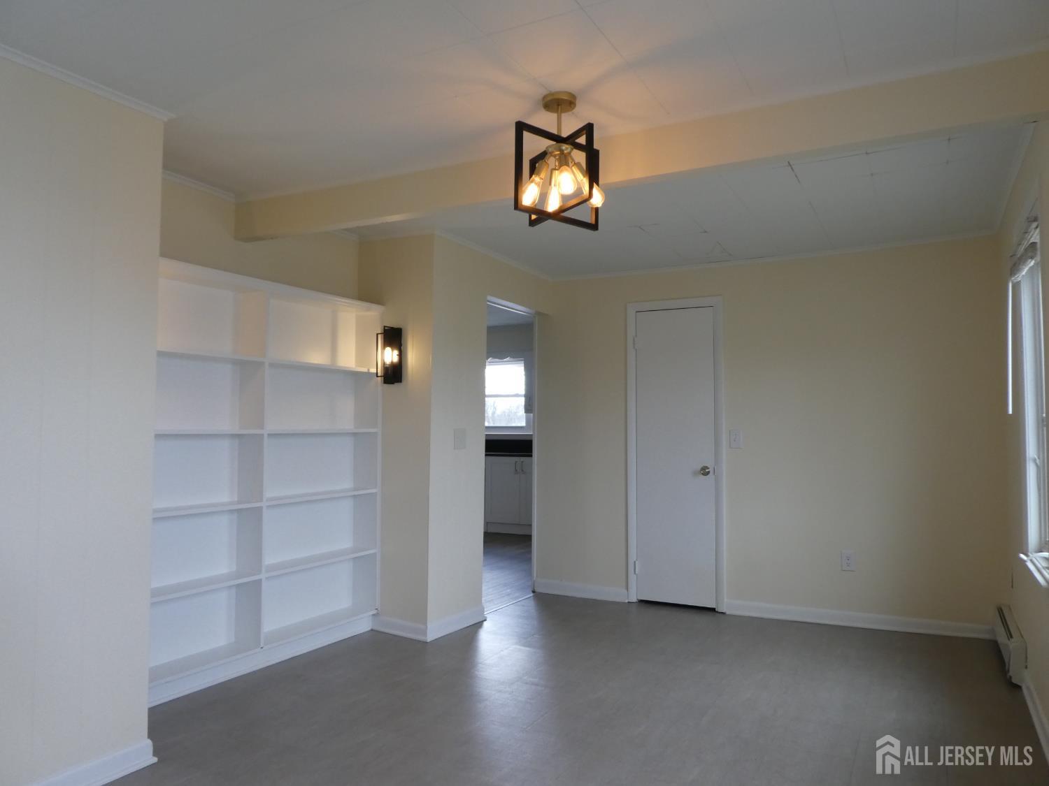 1354 Stelton Road Piscataway, NJ 08854 - Photo 9 of 19