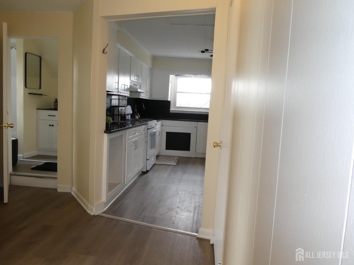 1354 Stelton Road Piscataway, NJ 08854 - Photo 10 of 19