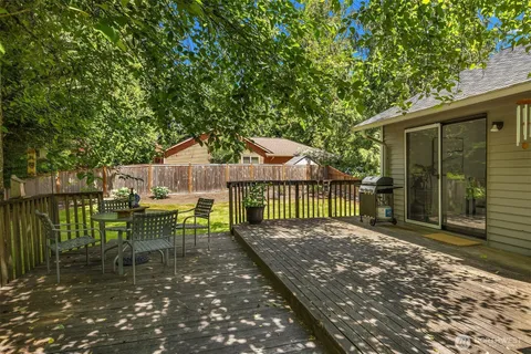 $750,000 | 14001 279th Lane Northeast, Duvall, WA 98019