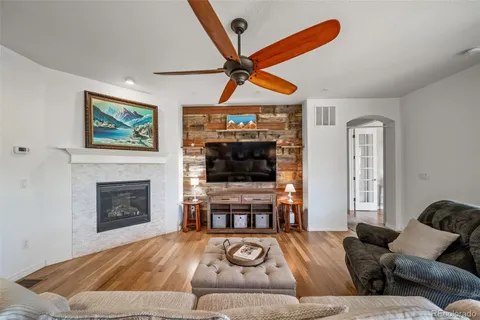 $950,000 | 9537 Iron Mountain Way, Arvada, CO 80007