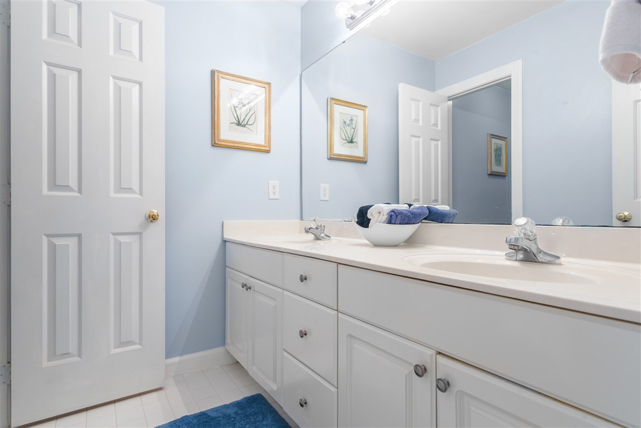 2924 Tillinghast Trail Raleigh, NC 27613 - Photo 22 of 30 Guest Bathroom
