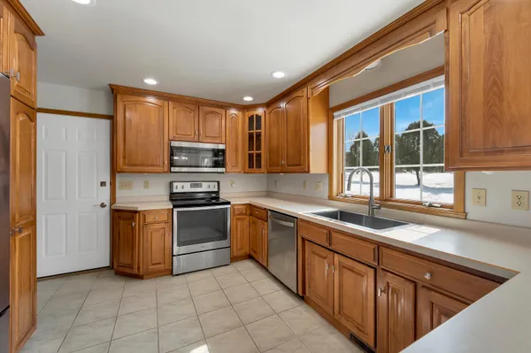 $429,900 | 3716 Settlement Heights Drive, New Franken, WI 54229