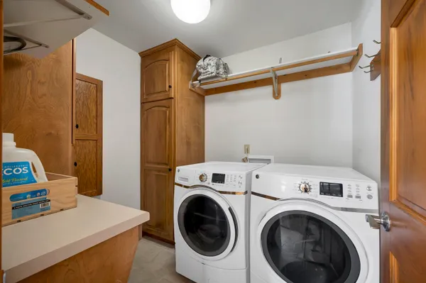 $429,900 | 3716 Settlement Heights Drive, New Franken, WI 54229