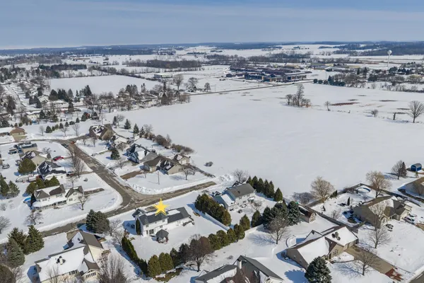 $429,900 | 3716 Settlement Heights Drive, New Franken, WI 54229